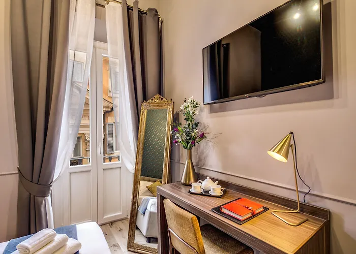 Hotel Tree Charme Parliament Boutique