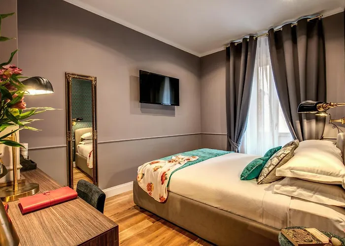 Tree Charme Parliament Boutique Hotel 3*